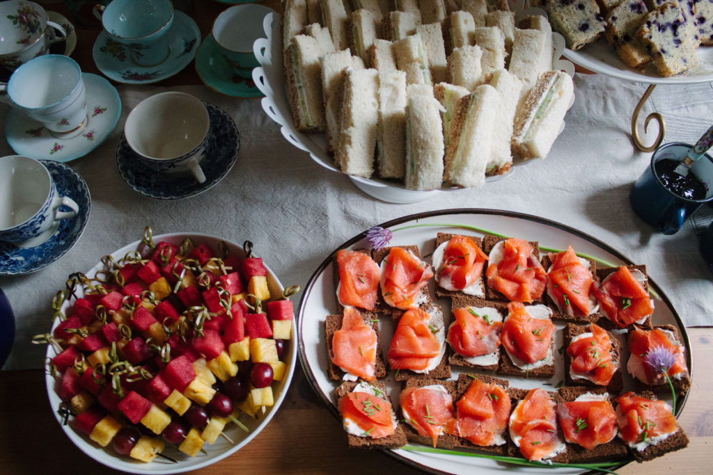 how to throw an afternoon tea party 